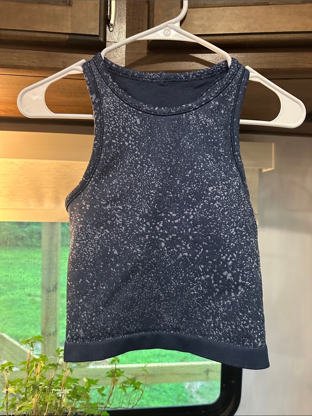 Lululemon - crop top with built in bra or workout top size 4